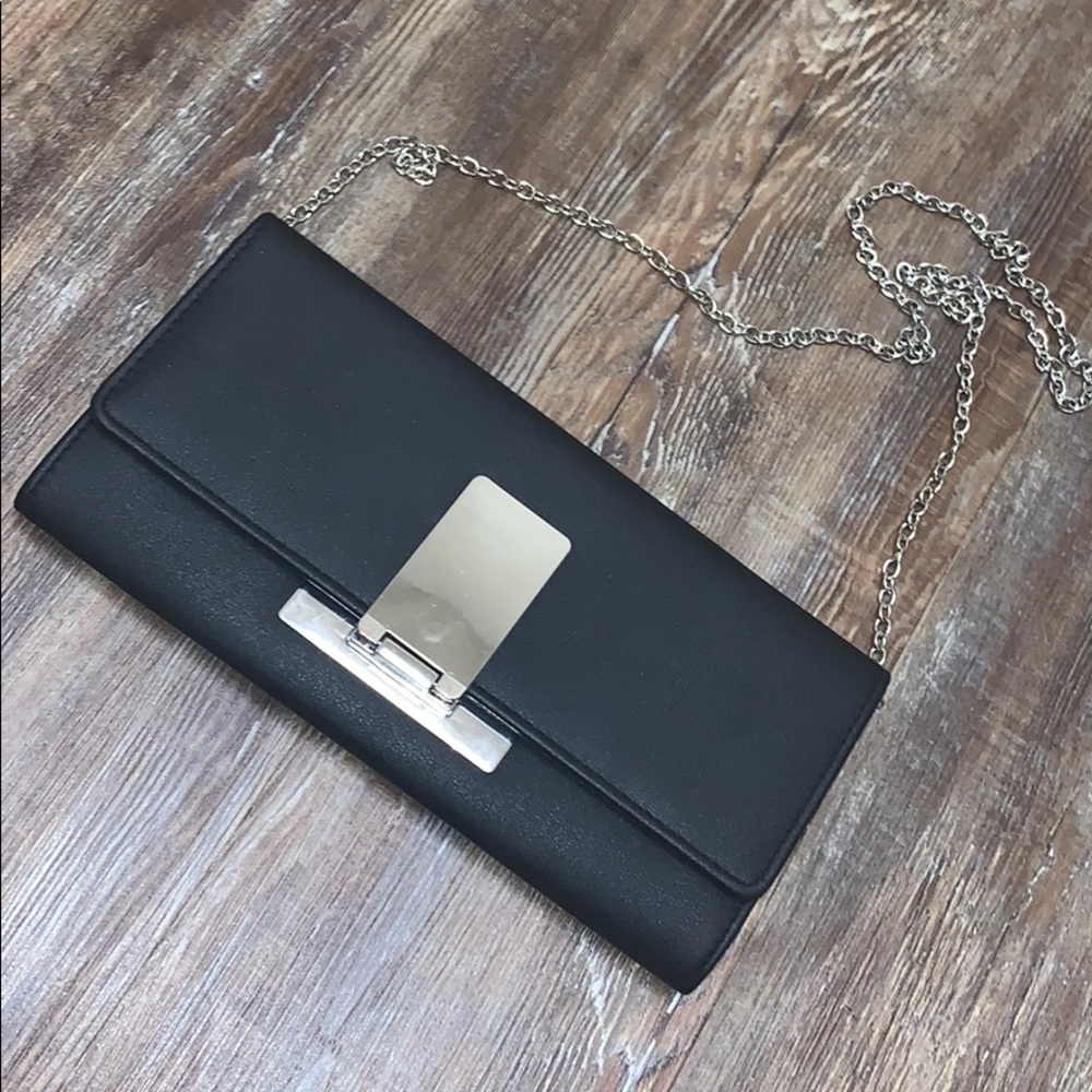 ALDO CLUTCH WITH SHOULDER STRAP 🖤